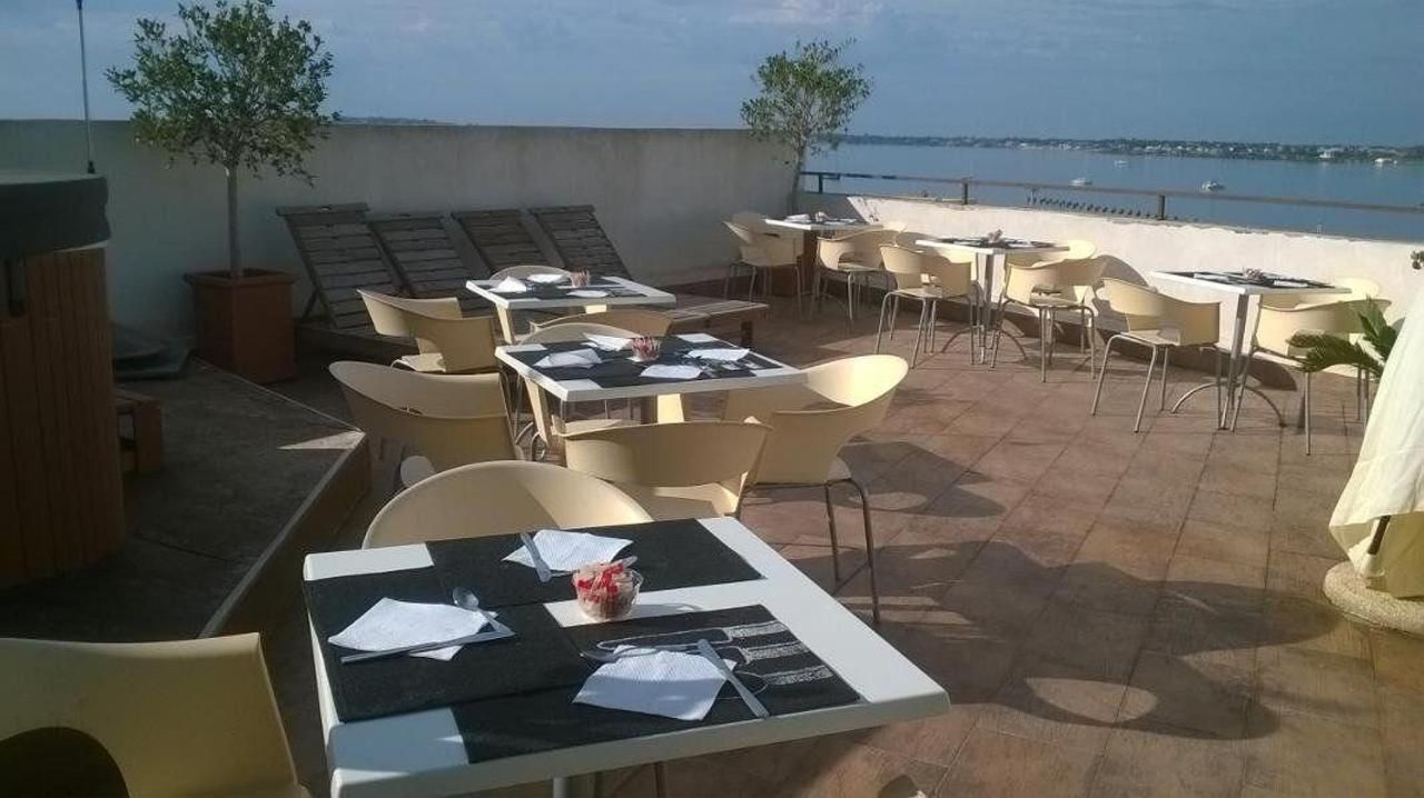 Hotel Centrale Syrakuzy Zewnętrze zdjęcie